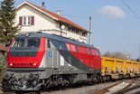 Locomotive Diesel à transmission hydraulique BR218 117-0 de HEROS chez ELBA Logistik GmbH.