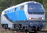 Locomotive thermique universelle de transmission hydrodynamique, avec alimentation du chauffage électrique et possibilité de faire annoces ou pour traction de trains de frets en exploitation chez Railsystems RP. Photo : Torsten Klose.