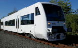 Klimatisierter Regionalzug Schienenbus RegioShuttle RS1 von Stadler. Niederfluriger Einstieg und Niederflurbereich. Fahrgastinformationssystem. Lease mit Material Service an die Rurtalbahn
