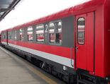 Fernverkehrswagen bzw. Sitzwagen (mit RIC-Zulassung) mit_Mehrzweckbereich des Typs ABbd 406 in Rumänien bei der rumänischen Staatsbahn CFR Călători.