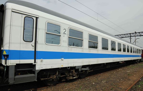 Long distance railway coach Bimz 264. 200km/h 66 sitting passengers. former Inter-Regio coach.